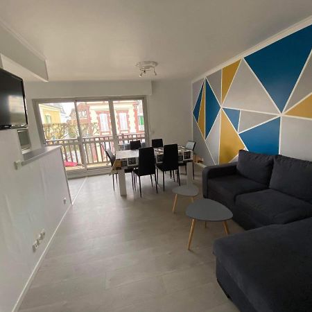 Cabourg Centre, Appartement Pour 4 Personnes A 100M De La Mer Ngoại thất bức ảnh